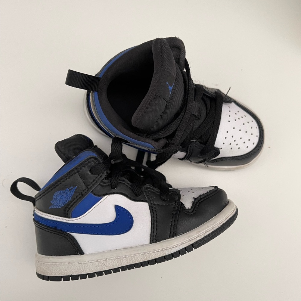 Toddler Nike Jordan Sneakers Size 7C